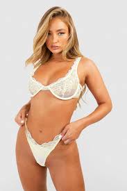 Boohoo cancels bonus