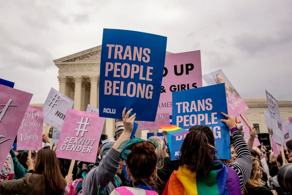 LGBTQ+ "Journalists" are leaving Facebook.