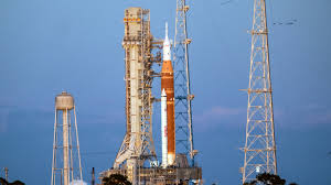 Sod Iran - we're going to the moon.