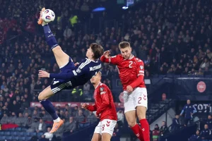 McTominay gets £20 note.